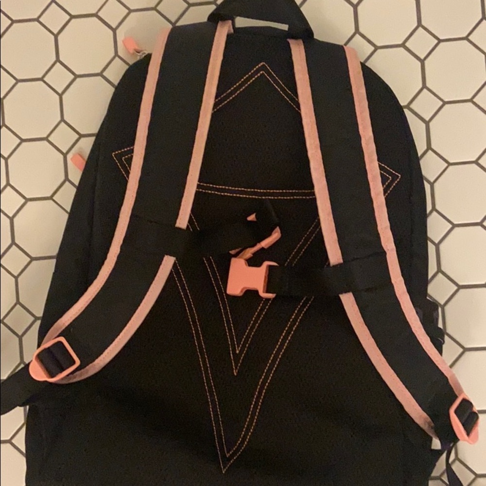 Ivivva backpack - Picture 5 of 5